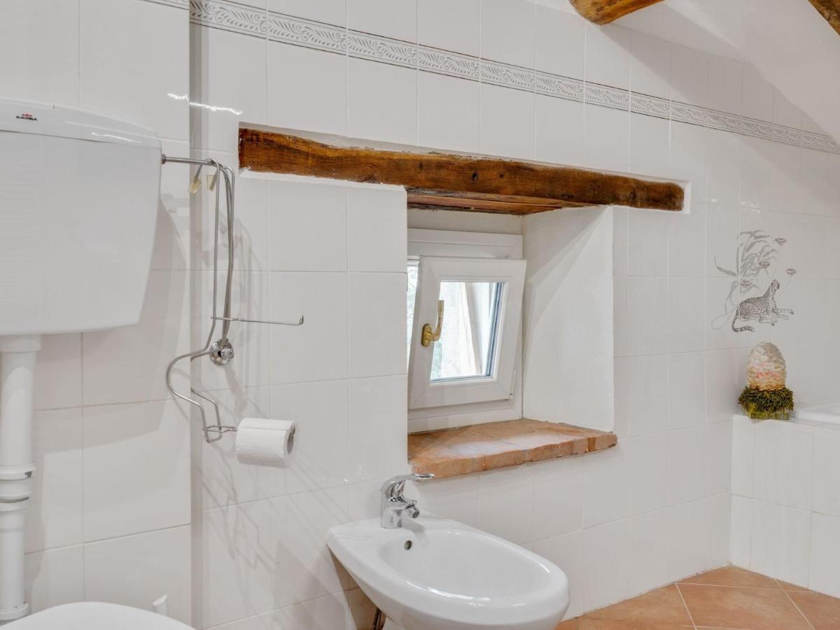 Soulful Holiday Home In Modena Wth Garden ภายนอก รูปภาพ