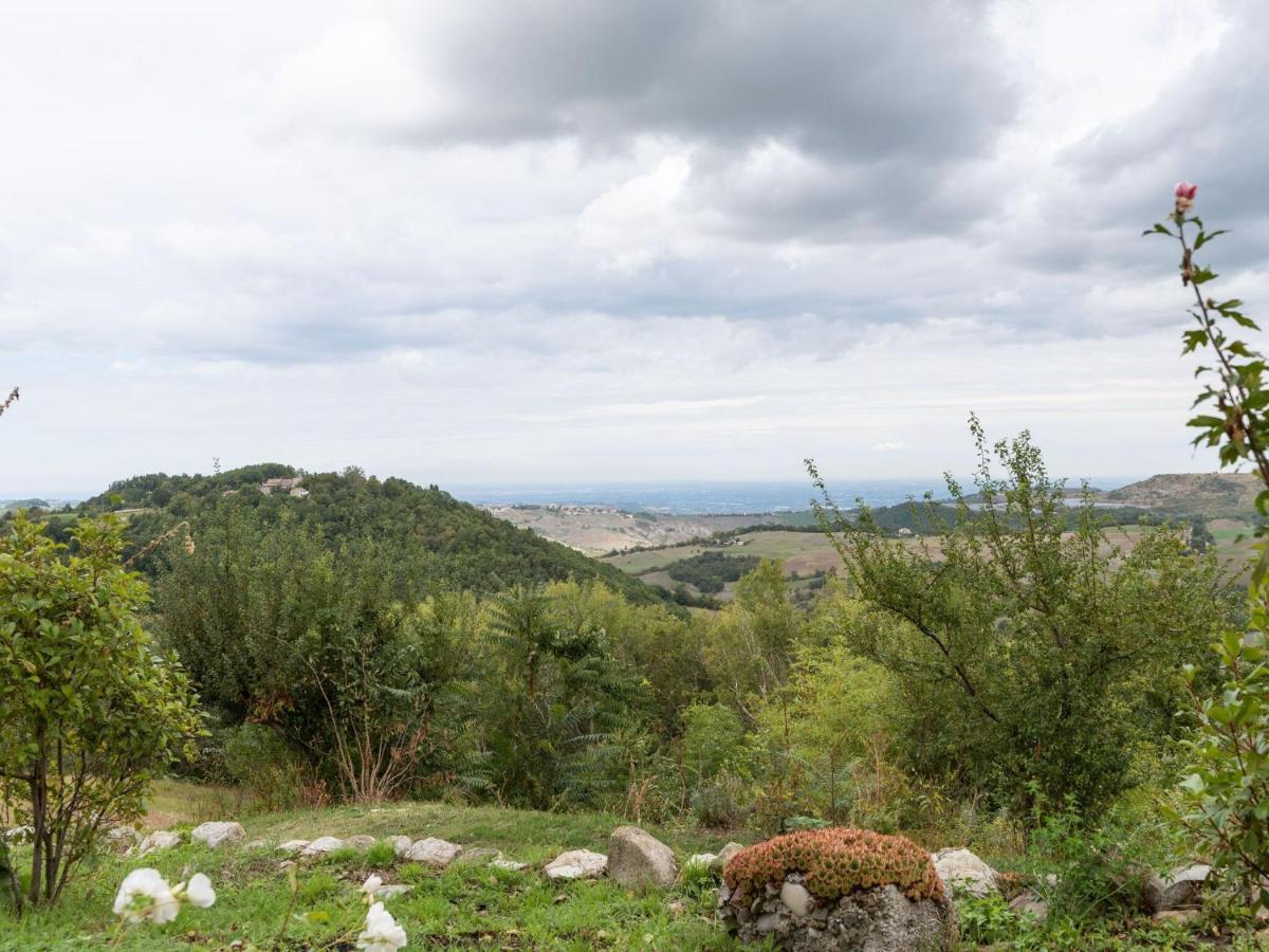 Soulful Holiday Home In Modena Wth Garden ห้อง รูปภาพ